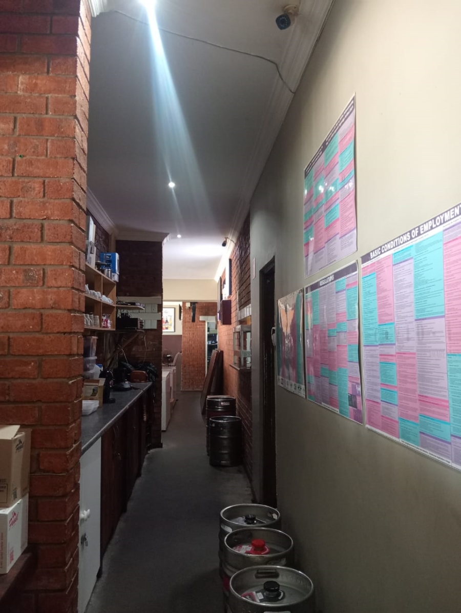 Commercial Property for Sale in Jeffreys Bay Central Eastern Cape